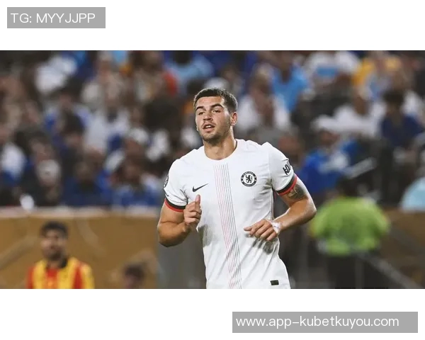 天空消息称乔治或将在一月离队吉乌本赛季继续效力切尔西