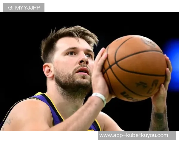 考辛斯直言东契奇防守堪忧湖人若不重视防守将沦为中游球队