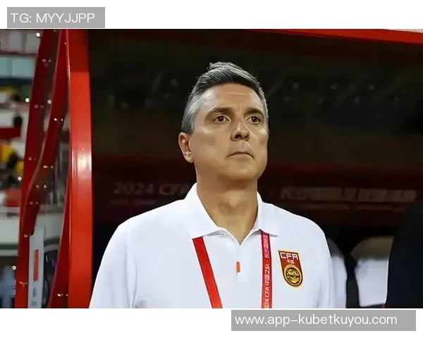 全北现代阿根廷助教因拉眼角被禁赛五场引发争议是否冤屈